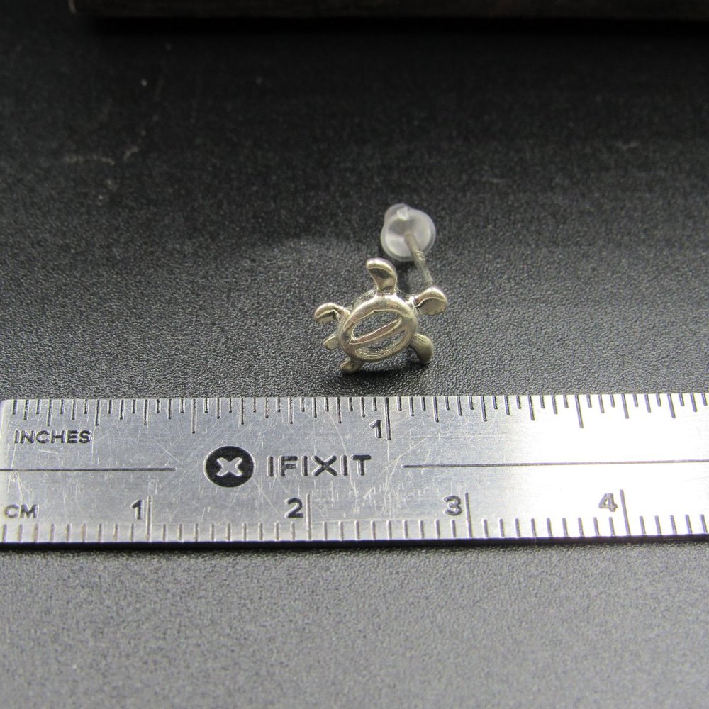 Sterling Silver Small Simple Turtle Stud Earrings… - image 6